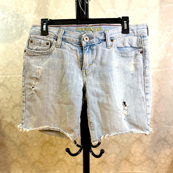 American Eagle Outfitters Pants - American Eagle Women’s Light Blue Vintage Distressed Jean Shorts (8w)
